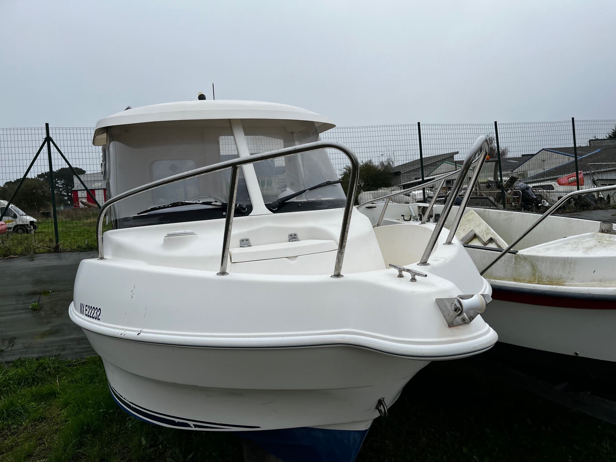 slider 2 Quicksilver  500 Pilothouse